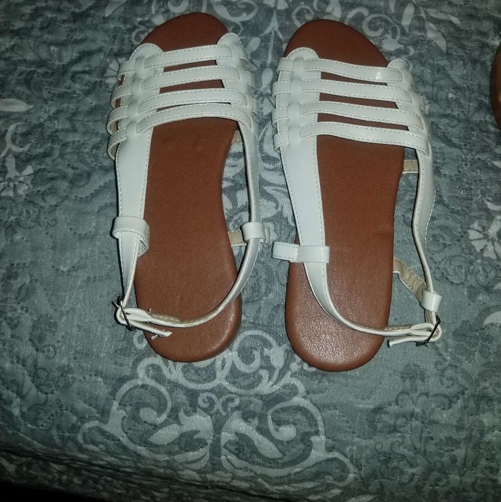 Sandal